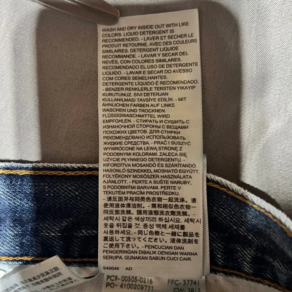 Levis 505 Regular Fit Mens Jeans 40x30 Medium Wash Blue Straight Leg 00505-0216